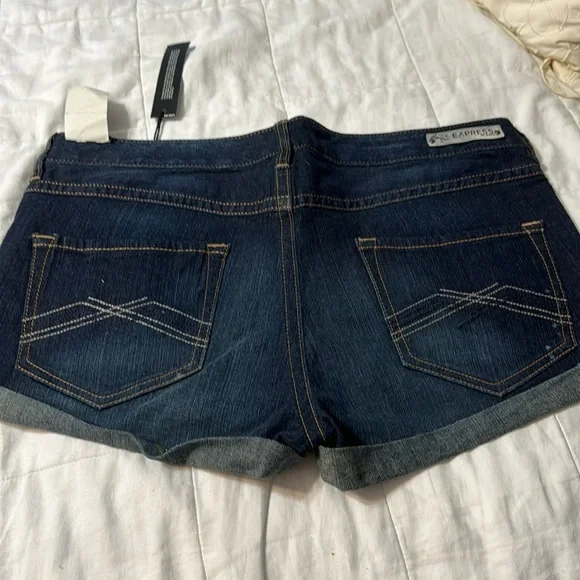 Express jeans  shorts new with tag size 10 - Picture 2 of 9